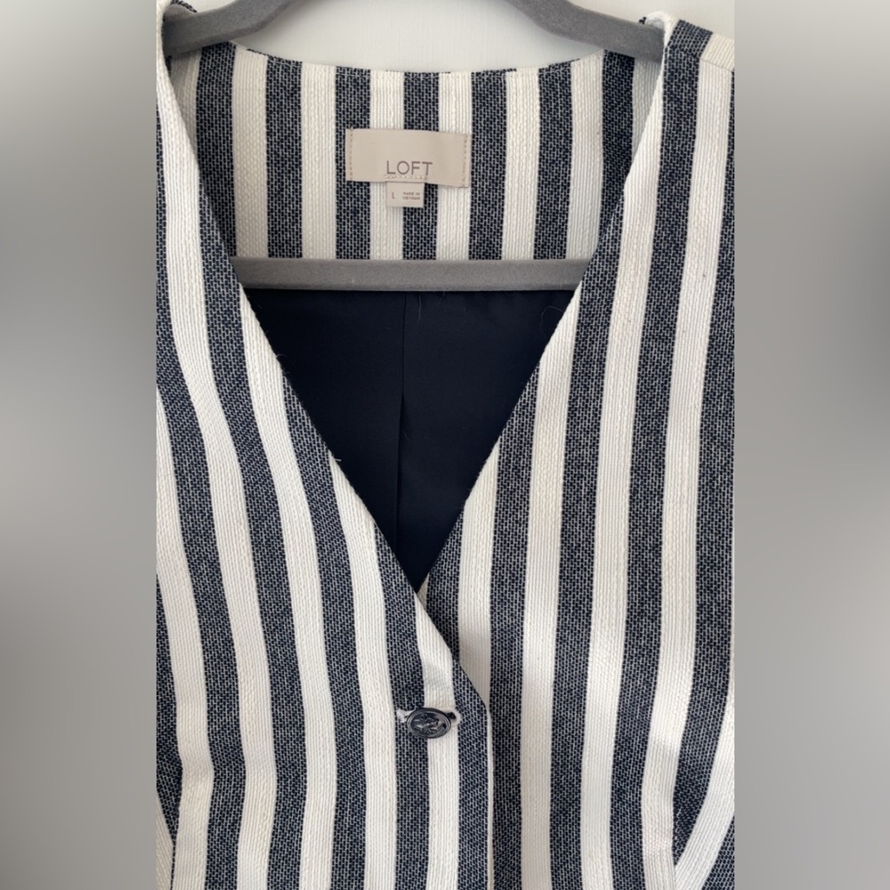 LOFT Navy and White Striped Vest L - Picture 3 of 6